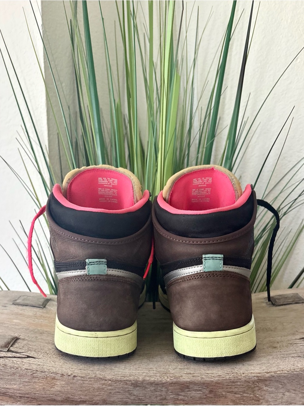 Air Jordan 1 Retro High Tokyo Bio Hack Sneakers - Picture 5 of 10
